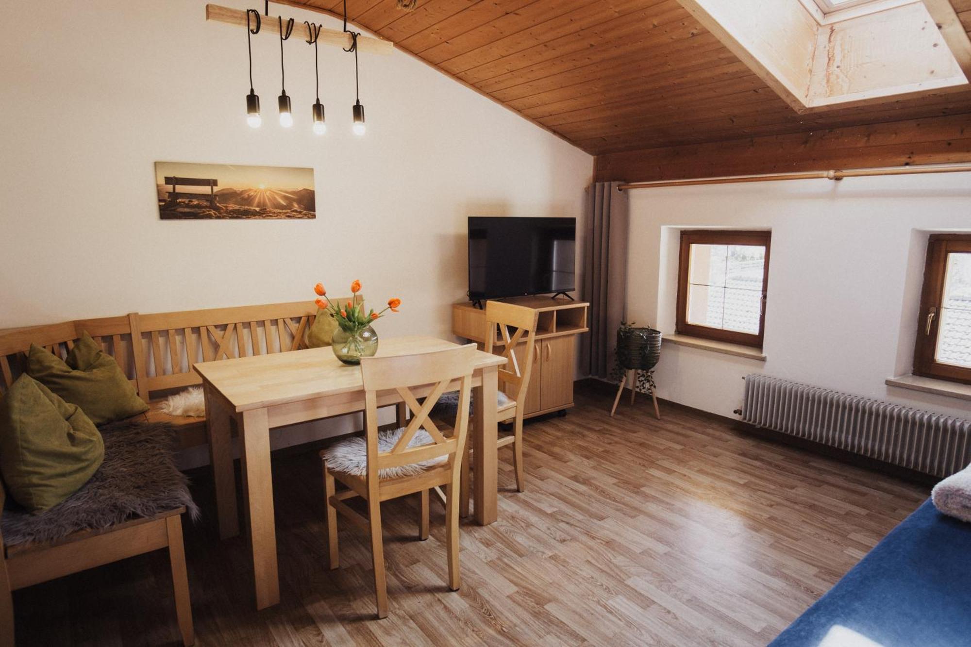 Toellhof Apartments And Farm Natz-Schabs المظهر الخارجي الصورة
