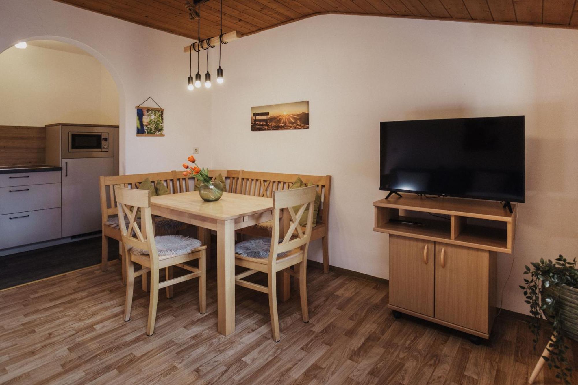 Toellhof Apartments And Farm Natz-Schabs المظهر الخارجي الصورة